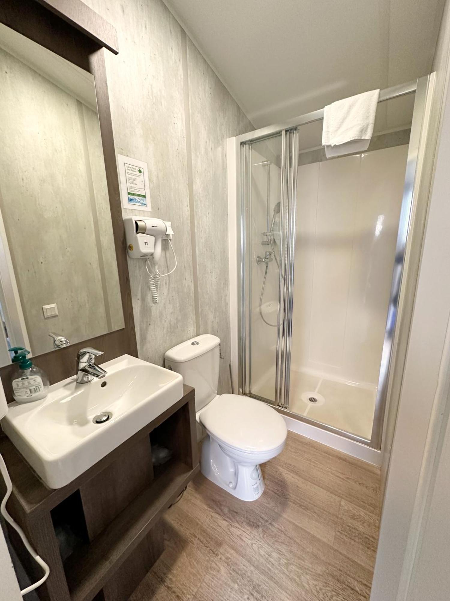 Sunny Hotel اشتراوبينغ المظهر الخارجي الصورة