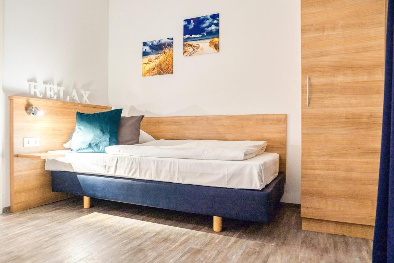 Sunny Hotel اشتراوبينغ المظهر الخارجي الصورة
